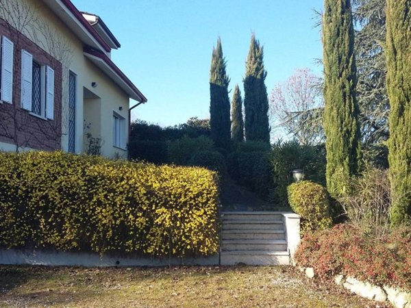 casa indipendente in vendita ad Albinea in zona Borzano