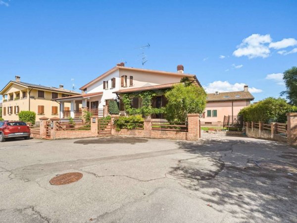 casa indipendente in vendita ad Albinea in zona Borzano