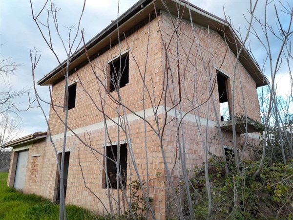 casa indipendente in vendita ad Albinea in zona San Giacomo