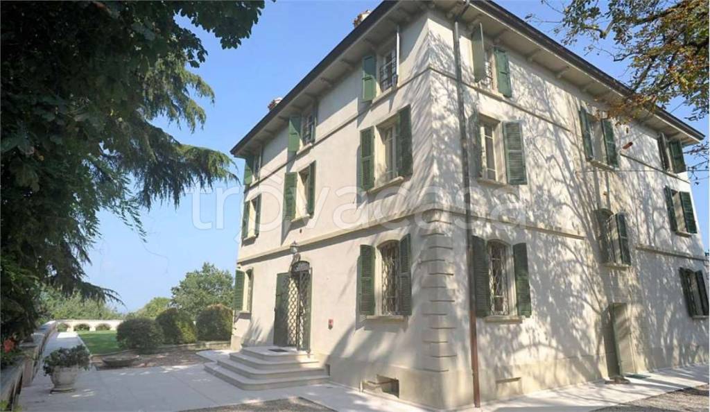 casa indipendente in vendita ad Albinea in zona Montericco