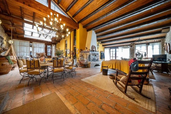 casa indipendente in vendita ad Albinea in zona Fondo Oca