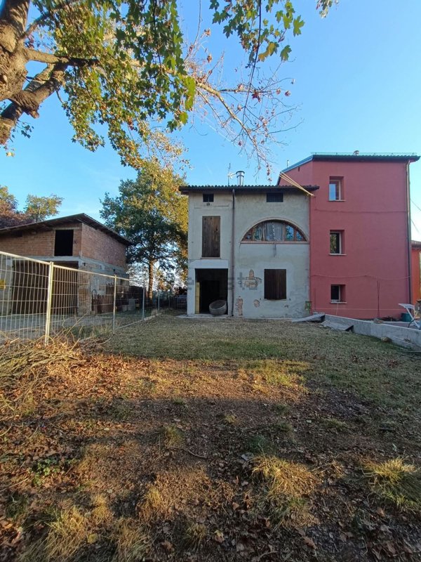 appartamento in vendita ad Albinea in zona Fondo Oca