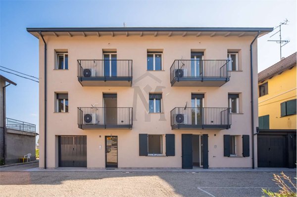 appartamento in vendita ad Albinea in zona Borzano