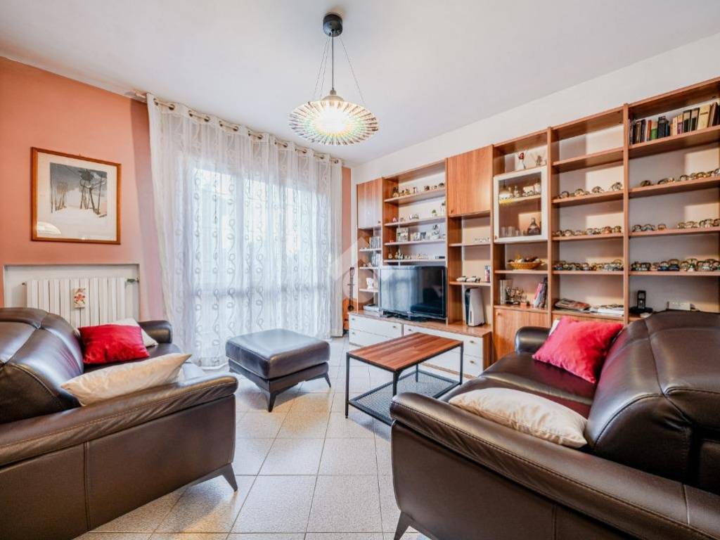 casa indipendente in vendita a Bagnolo in Piano