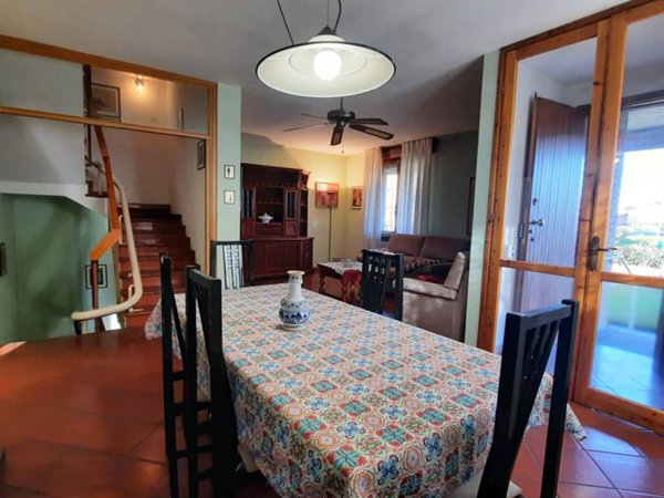 casa indipendente in vendita a Bagnolo in Piano