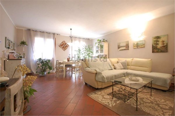 casa indipendente in vendita a Bagnolo in Piano