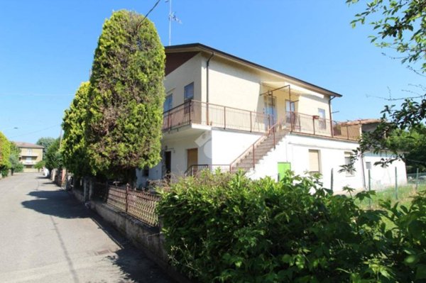 appartamento in vendita a Bagnolo in Piano