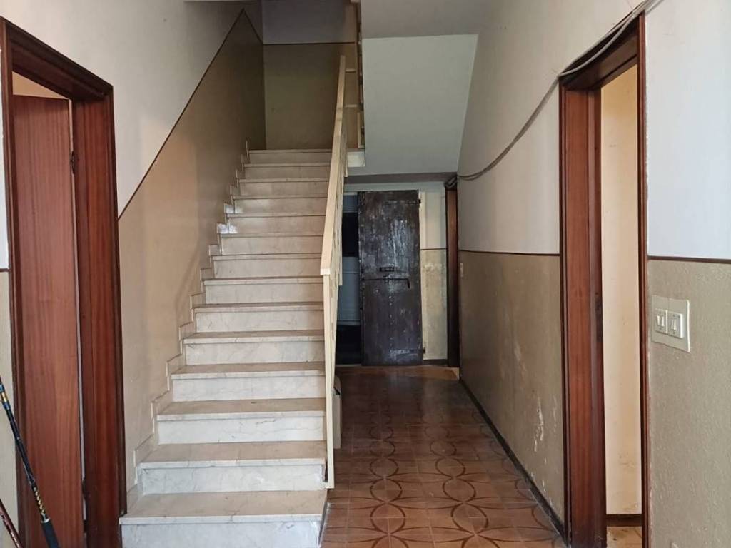 casa indipendente in vendita a Bagnolo in Piano