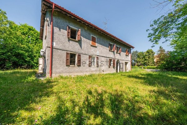 casa indipendente in vendita a Bagnolo in Piano