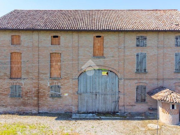 casa indipendente in vendita a Bagnolo in Piano