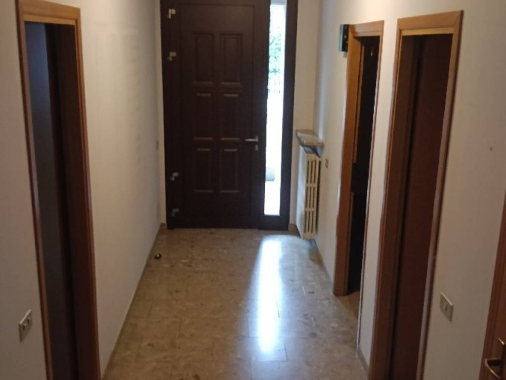 casa indipendente in vendita a Bagnolo in Piano