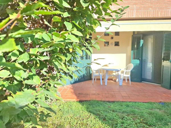 casa indipendente in vendita a Bagnolo in Piano