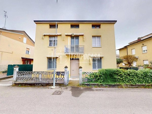 appartamento in vendita a Bagnolo in Piano