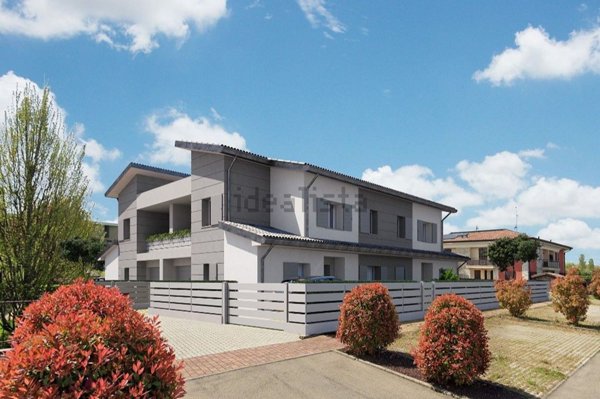 casa indipendente in vendita a Bagnolo in Piano