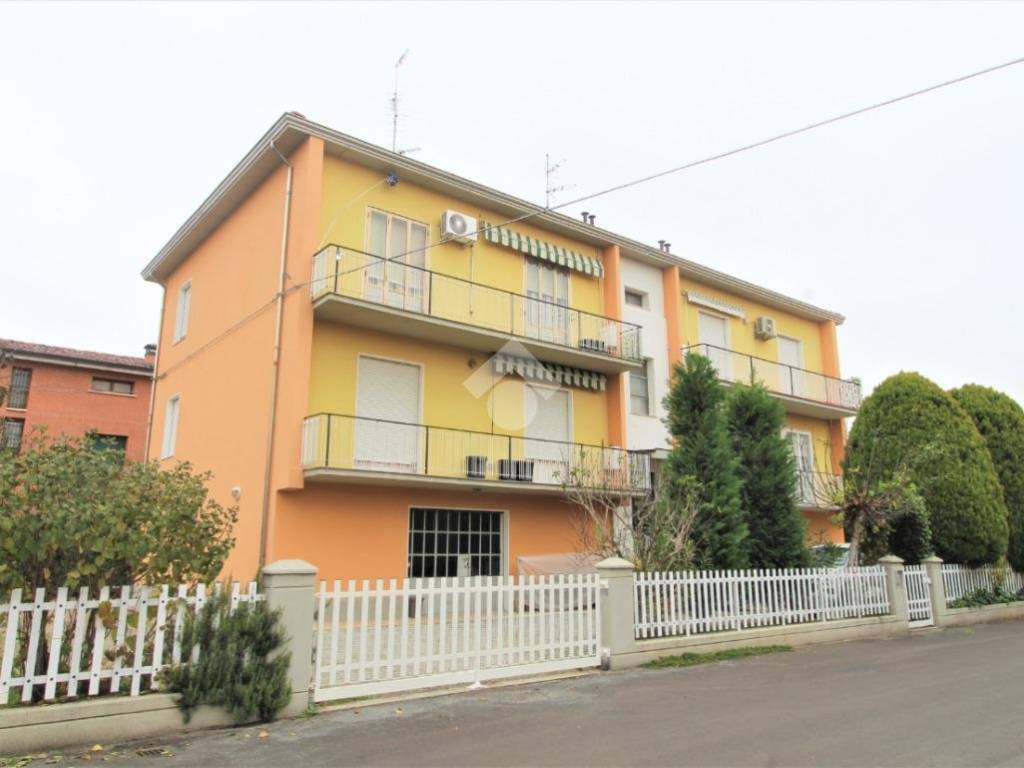 appartamento in vendita a Bagnolo in Piano