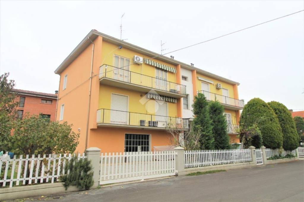 appartamento in vendita a Bagnolo in Piano