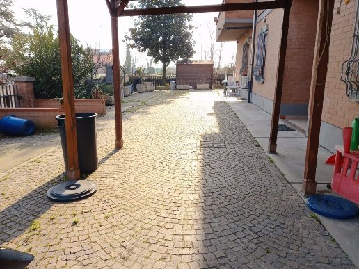 casa indipendente in vendita a Bagnolo in Piano