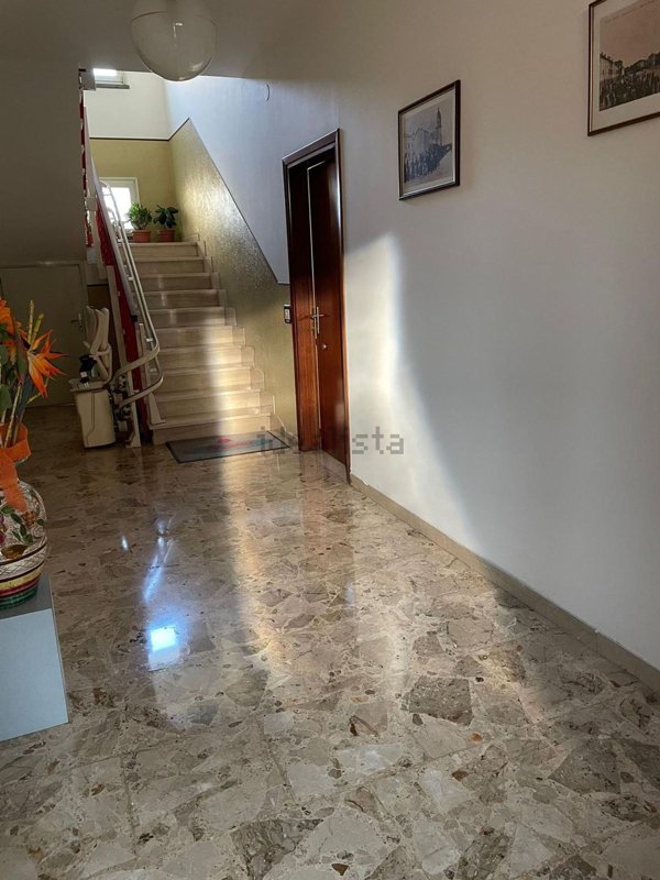 casa indipendente in vendita a Bagnolo in Piano