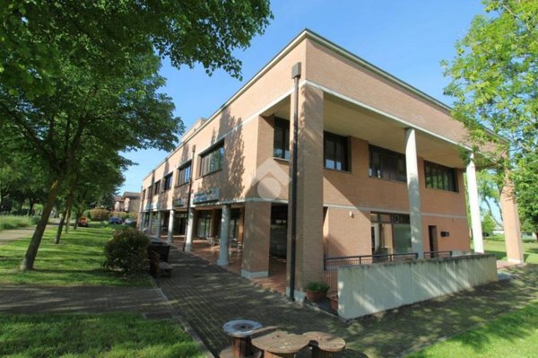 ufficio in vendita a Bagnolo in Piano