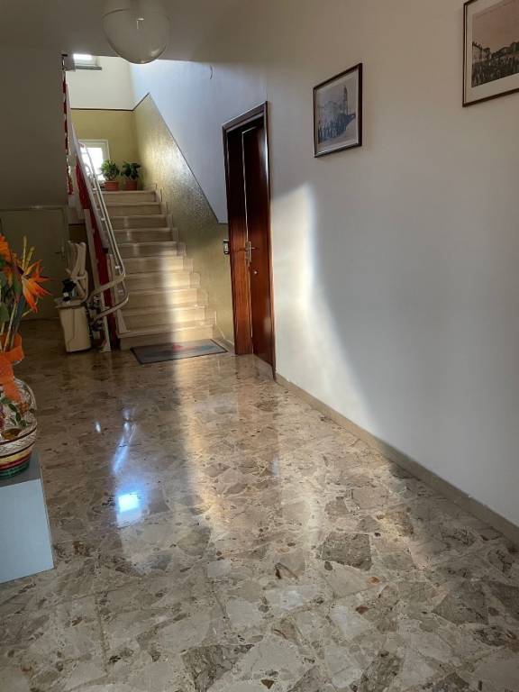 casa indipendente in vendita a Bagnolo in Piano