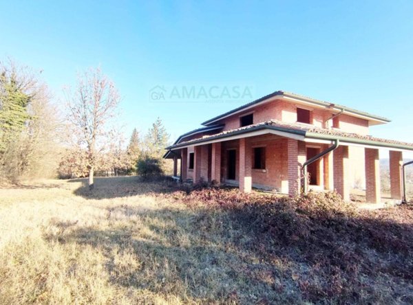 casa indipendente in vendita a Baiso in zona Villa