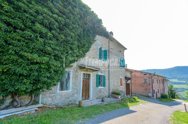 appartamento in vendita a Baiso