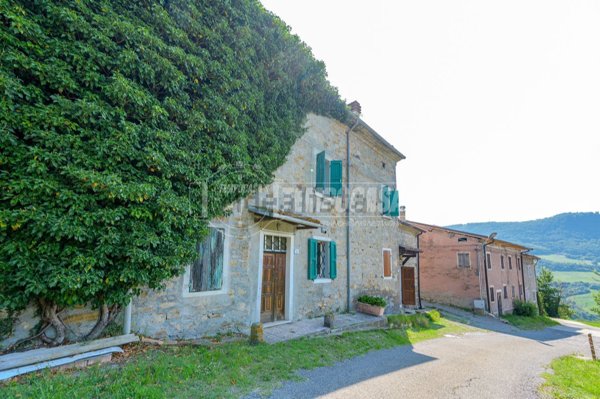 appartamento in vendita a Baiso