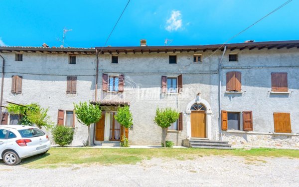 appartamento in vendita a Baiso