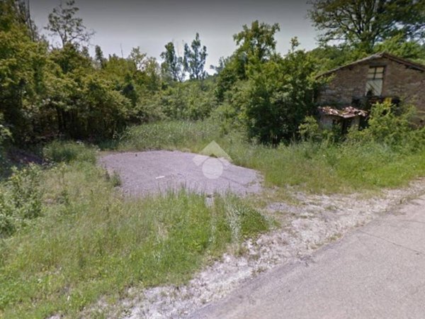 casa indipendente in vendita a Baiso in zona Casale