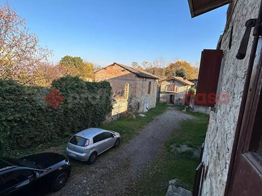 casa indipendente in vendita a Baiso in zona Villa