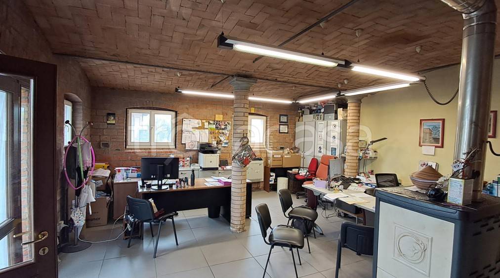 casa indipendente in vendita a Baiso in zona Corciolano