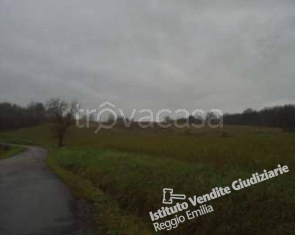 terreno edificabile in vendita a Baiso in zona Guilguella