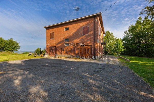 casa indipendente in vendita a Baiso