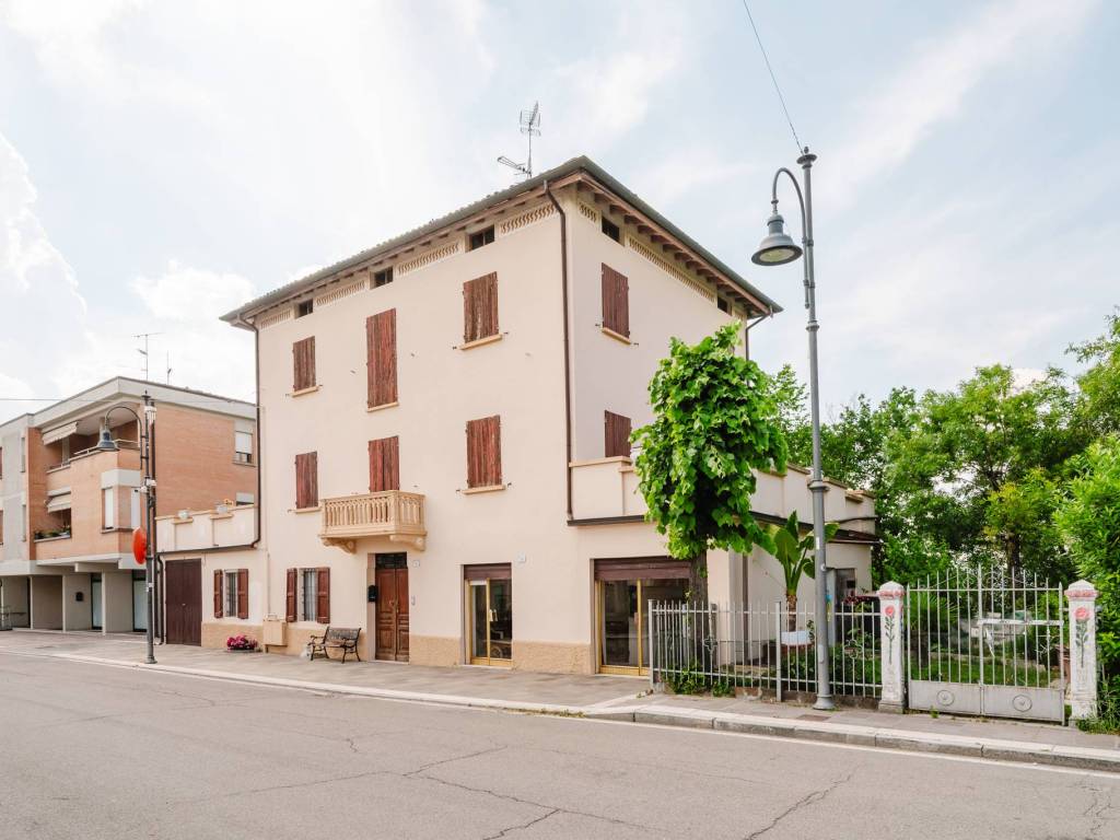 casa indipendente in vendita a Baiso