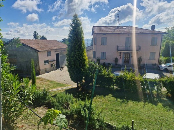 casa indipendente in vendita a Baiso