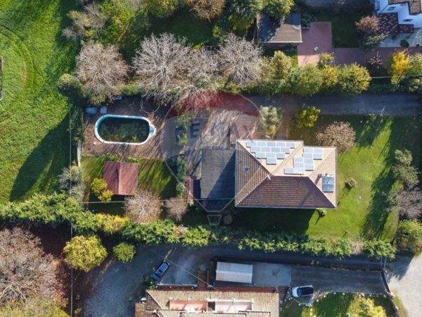 casa indipendente in vendita a Bibbiano