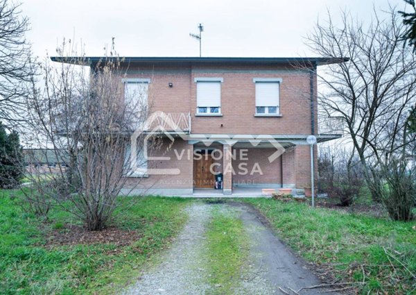 casa indipendente in vendita a Bibbiano