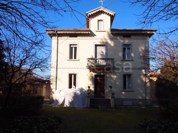 casa indipendente in vendita a Bibbiano