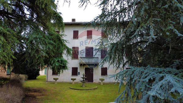 villa in vendita a Bibbiano in zona Corniano