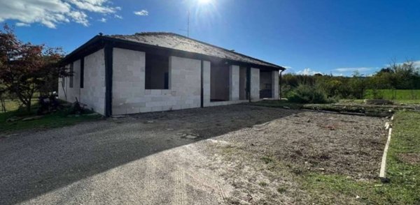 casa indipendente in vendita a Bibbiano in zona Ghiardo