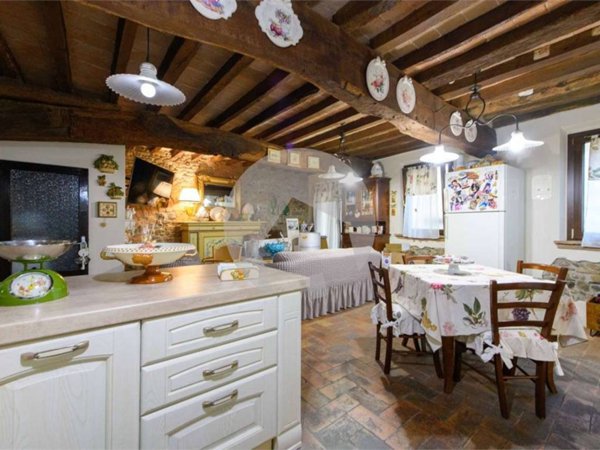 casa indipendente in vendita a Bibbiano in zona Barco