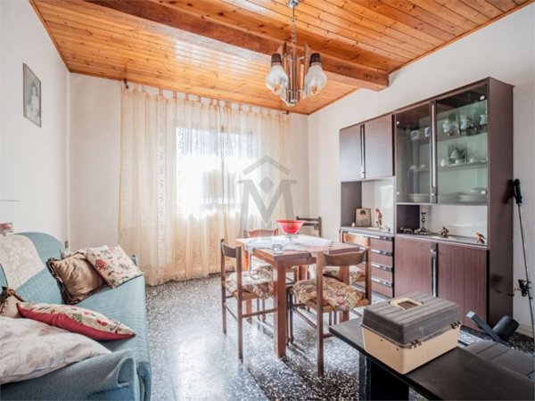 casa indipendente in vendita a Bibbiano
