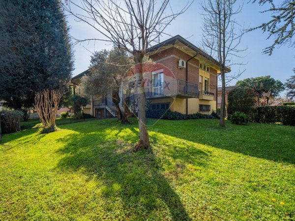 casa indipendente in vendita a Bibbiano