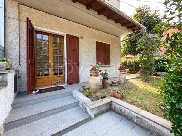 casa indipendente in vendita a Bibbiano