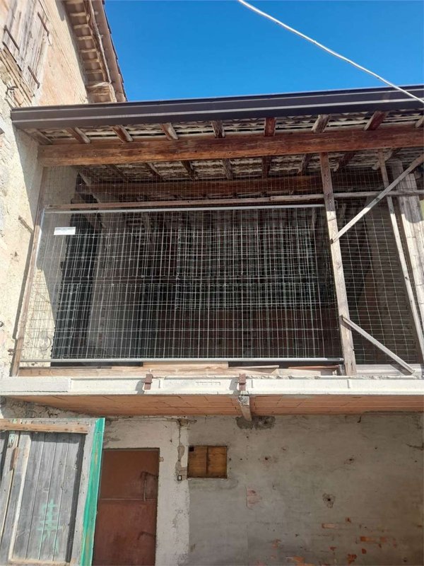 casale in vendita a Bibbiano