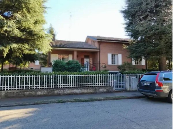 casa indipendente in vendita a Bibbiano