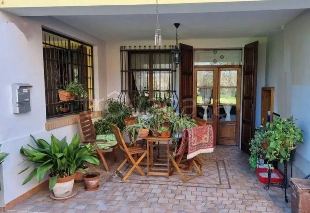 casa indipendente in vendita a Bibbiano in zona Barco