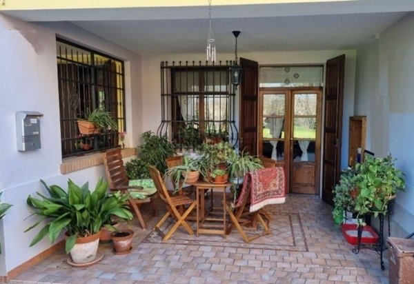 casa indipendente in vendita a Bibbiano in zona Barco