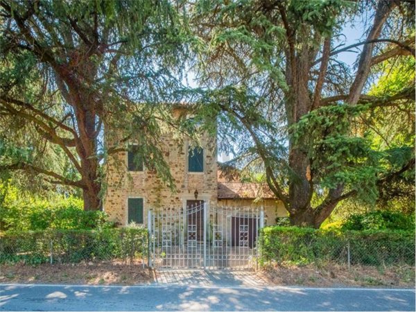 casa indipendente in vendita a Bibbiano in zona Corniano