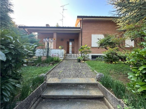 casa indipendente in vendita a Bibbiano